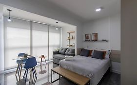 Contemporary Studio - Gru 1103